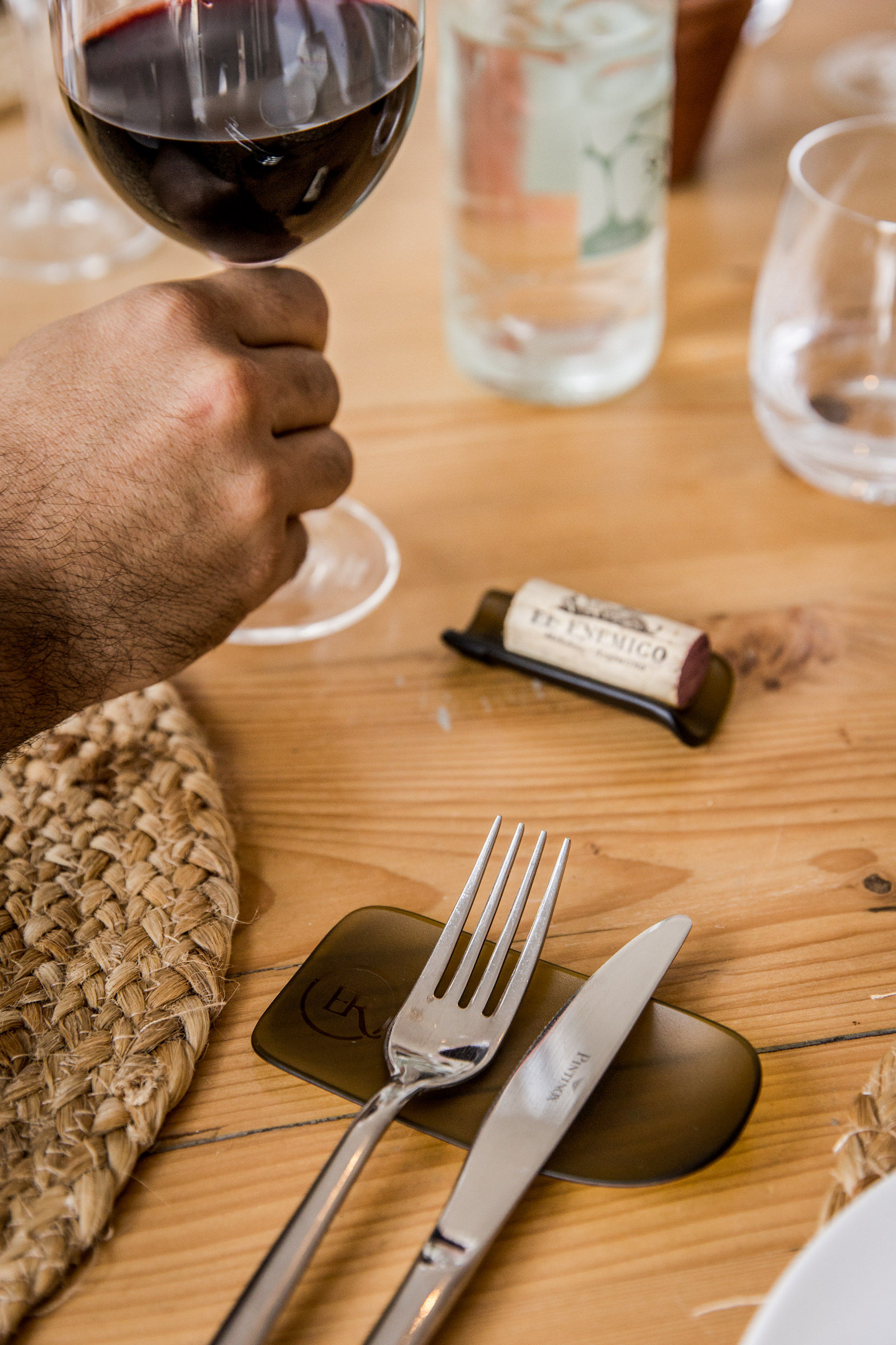 kurkhouder van gerecyclede wijnfles – Portador